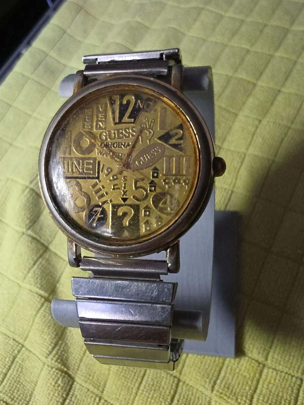 Vintage GUESS 90's Gold Tone Puzzle Dial Watch with Silver Band - Works